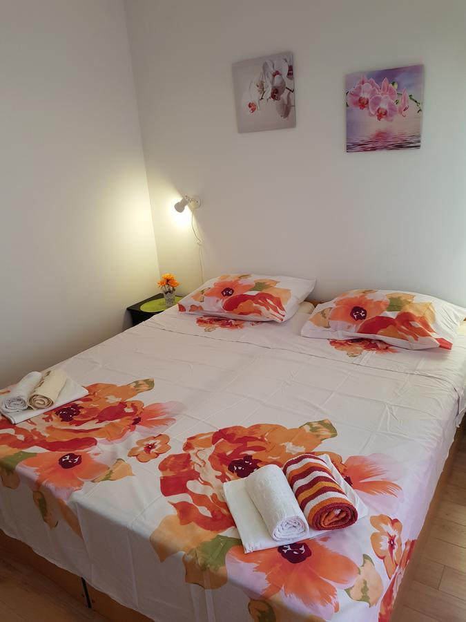וודיצה Apartmani Zoric מראה חיצוני תמונה