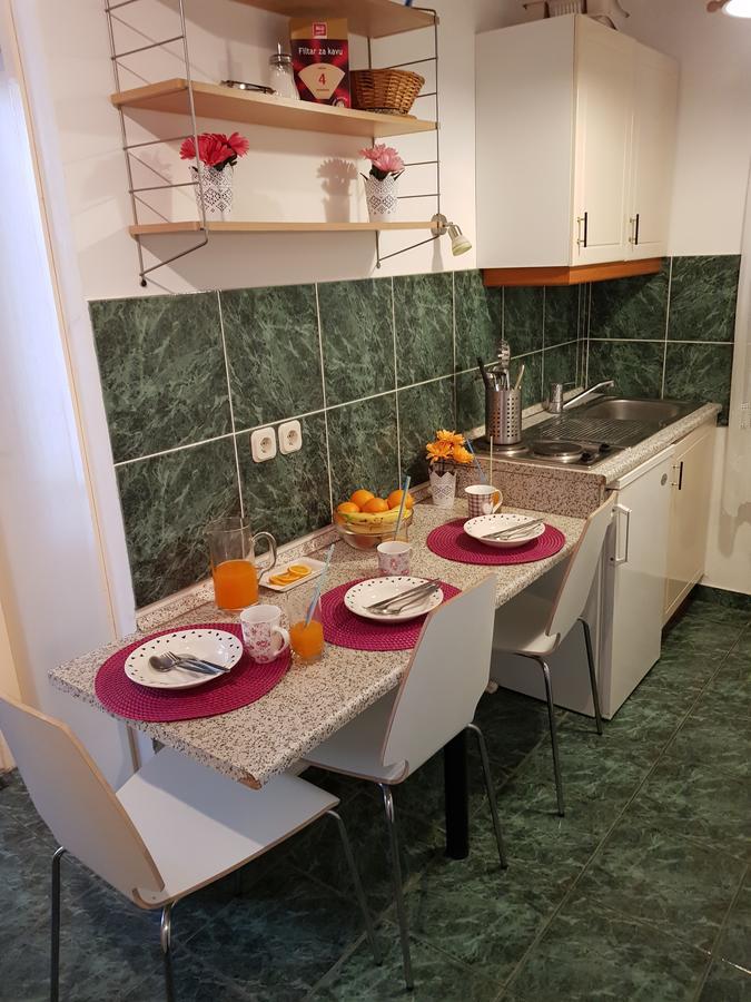 וודיצה Apartmani Zoric מראה חיצוני תמונה