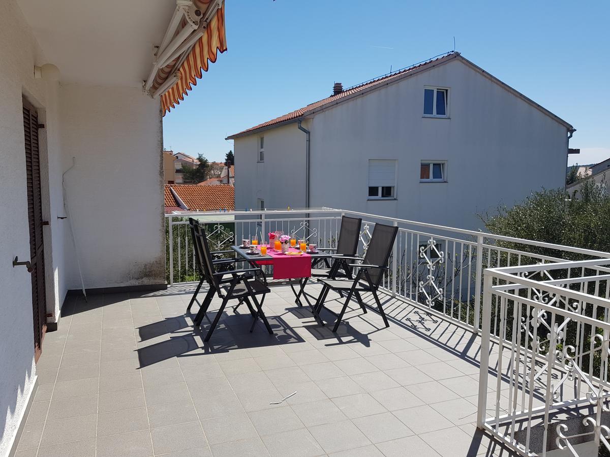 וודיצה Apartmani Zoric מראה חיצוני תמונה